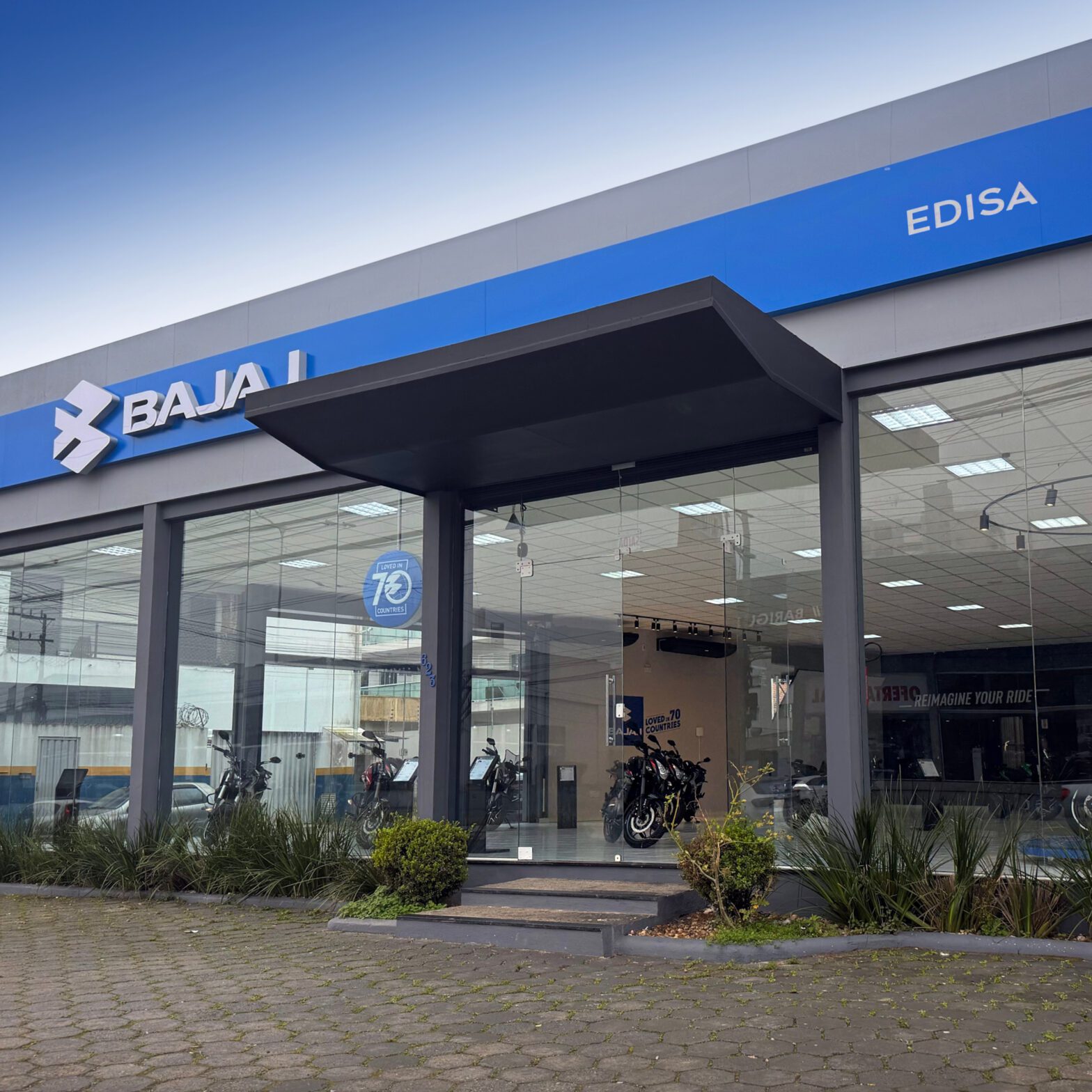 Bajaj inaugura duas novas concessionárias no mês de setembro