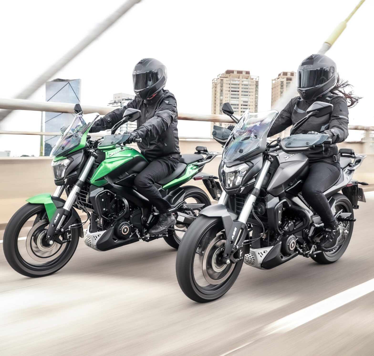 Bajaj conquista dois prêmios no concurso Moto Premium 2024