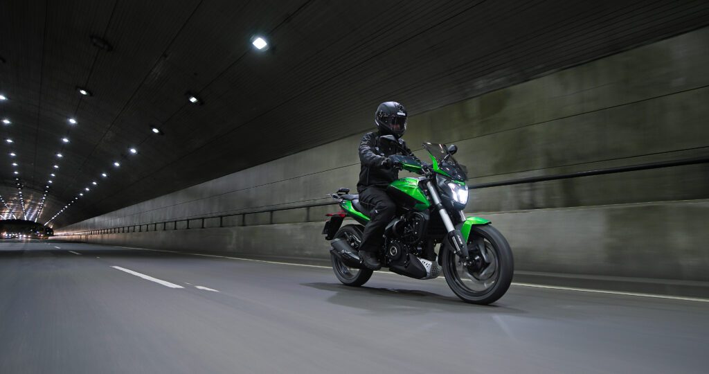 Bajaj ultrapassa 40 mil motos emplacadas no mercado brasilei...