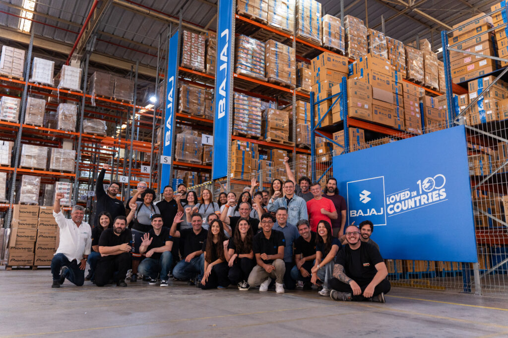 Bajaj reforça estrutura de pós-venda no Brasil com centro de distribuição de peças e investimento de R$ 15 milhões