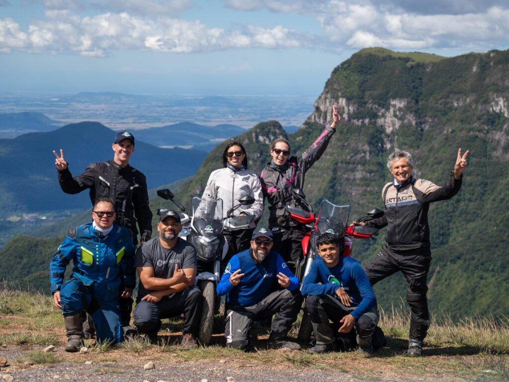 Bajaj do Brasil apresenta documentário de expedição pelo Sul do Brasil