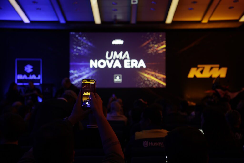 Bajaj e KTM unem forças no Brasil