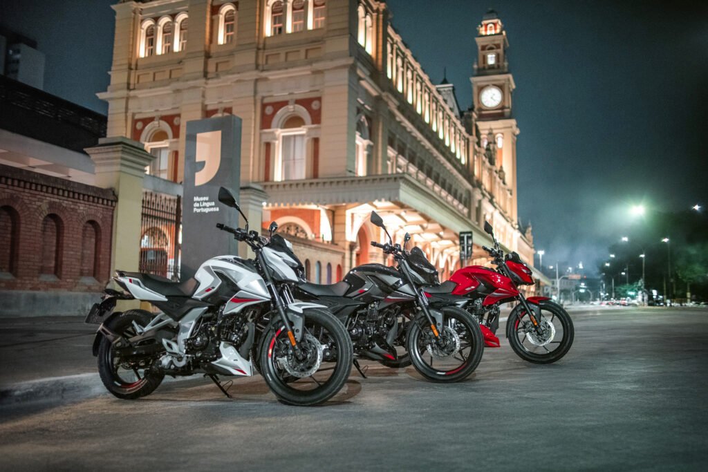 Bajaj bate novo recorde no Brasil em agosto