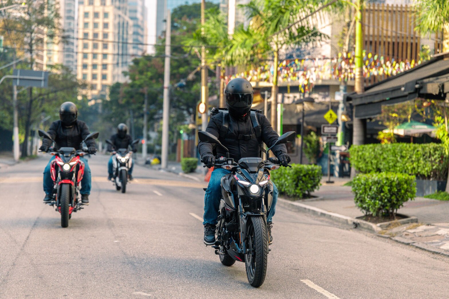 Bajaj cresce 43% em 2026 e fica a apenas cinco motos do quinto lugar em setembro